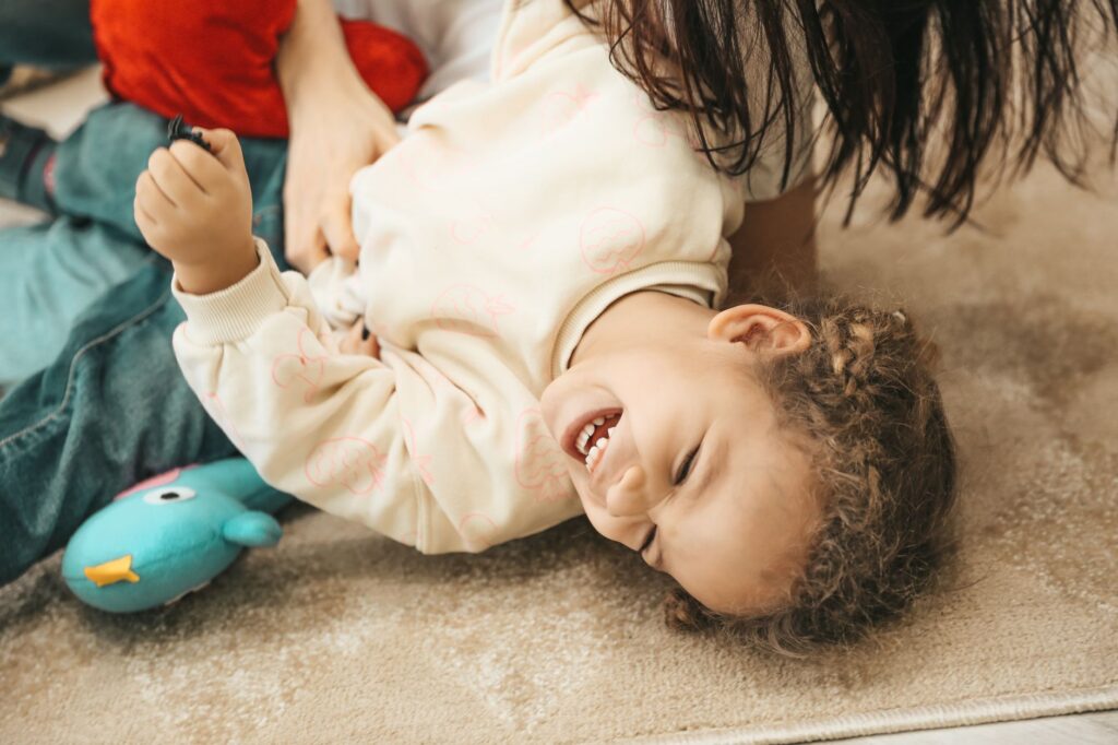 child with adenoiditis symptoms