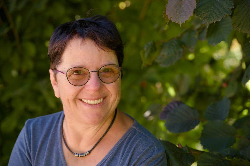Nancy Simon professional