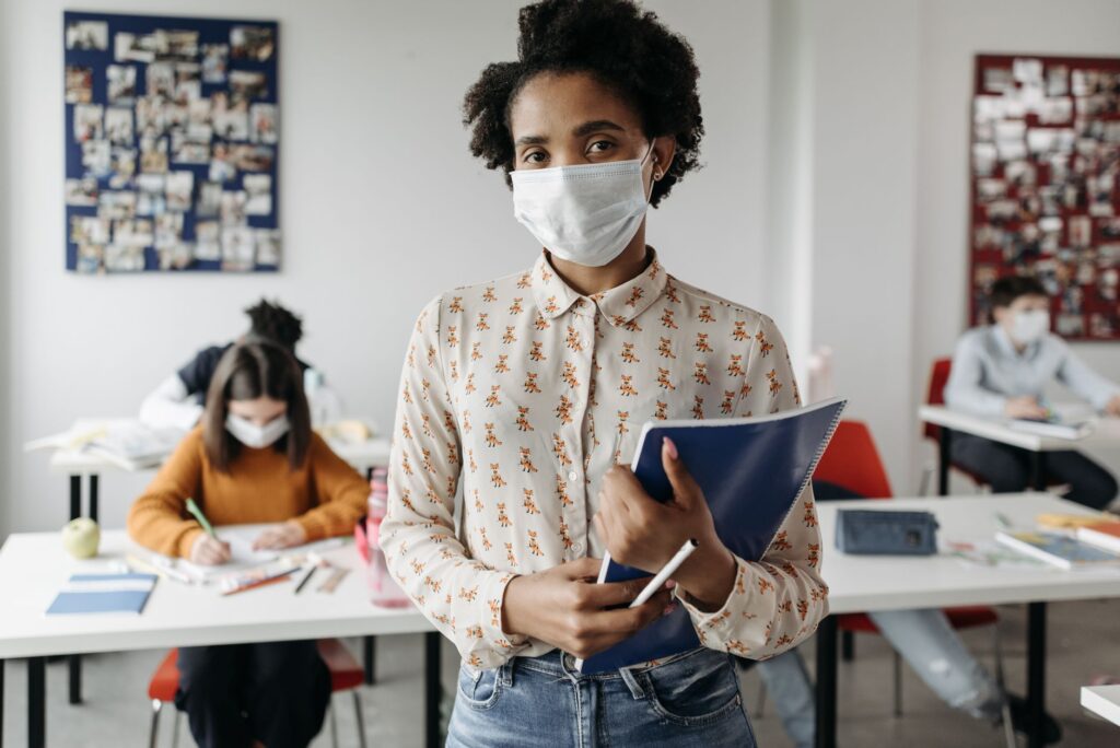student wearing blazertje