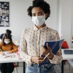 student wearing blazertje